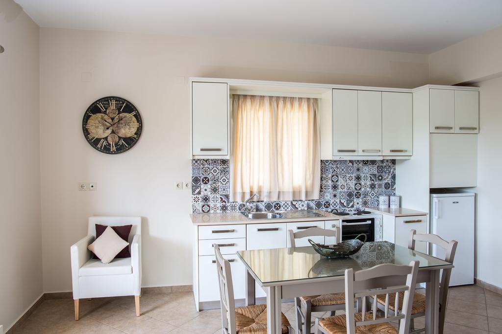 Dina Apartments Razáta Buitenkant foto