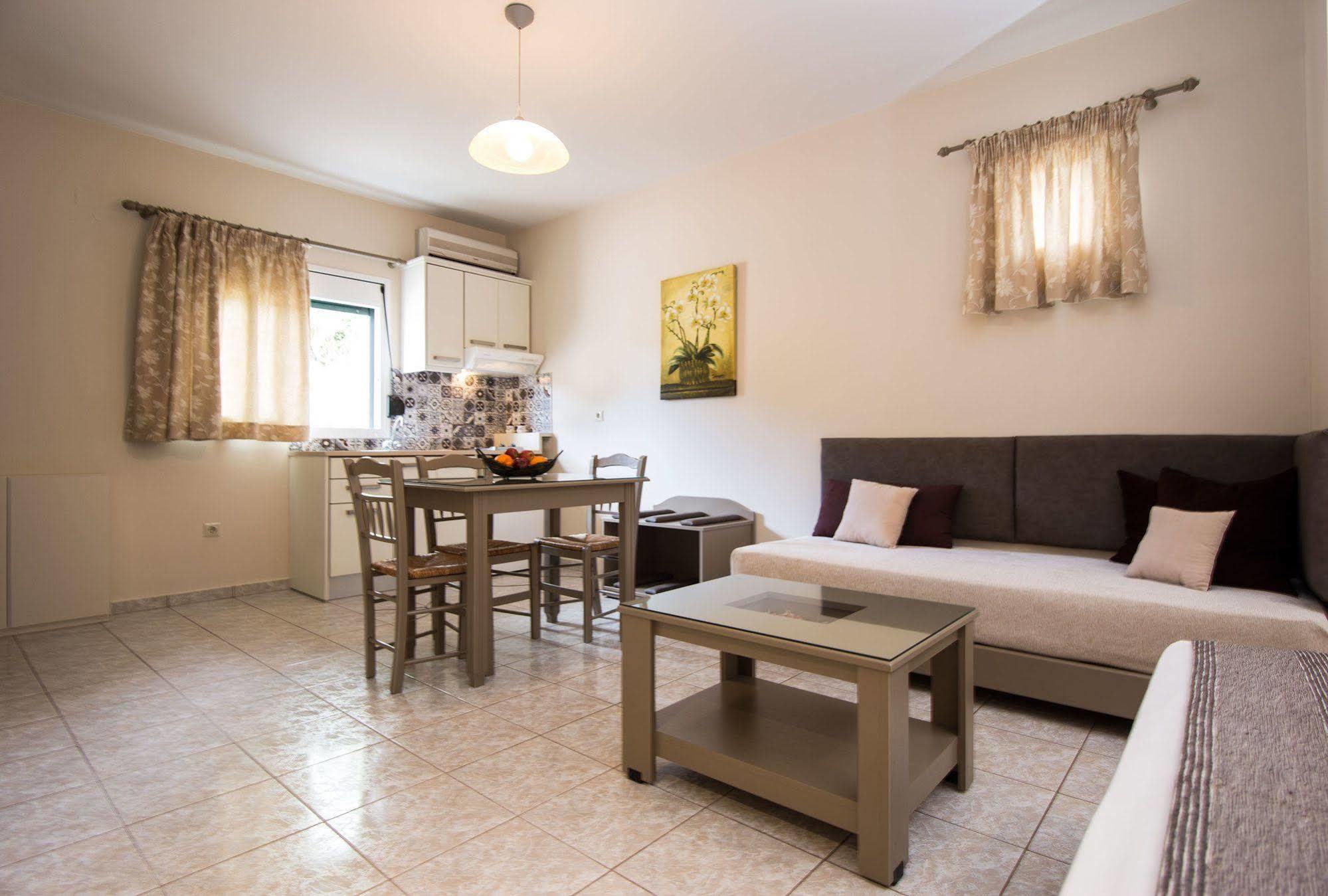 Dina Apartments Razáta Buitenkant foto